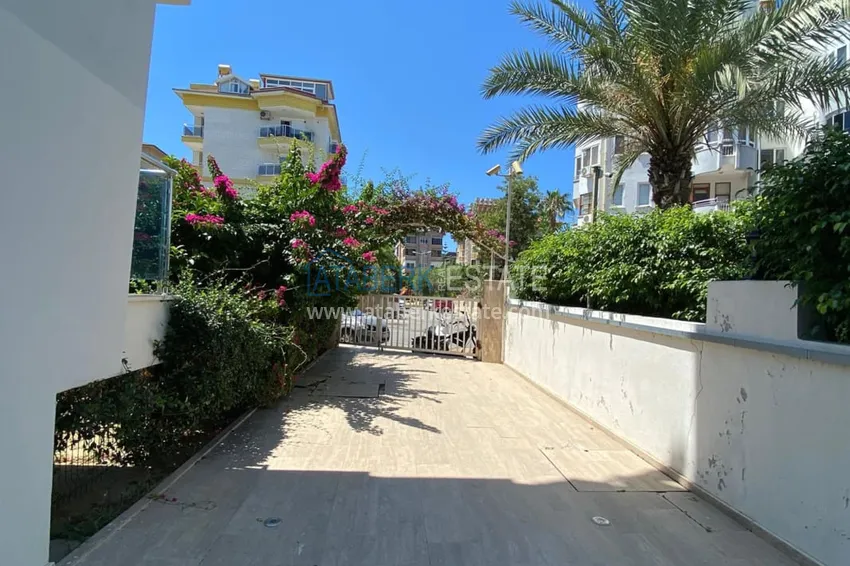 Квартира 1+1 меблированная всего в 200 метрах от берега моря, район Оба – Алания 5 