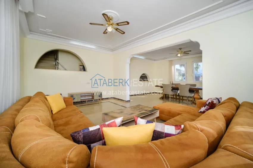 Приобрести Недвижимость для ВНЖ! Вилла с мебелью в жилом комплексе - Алания, район Конаклы  4 