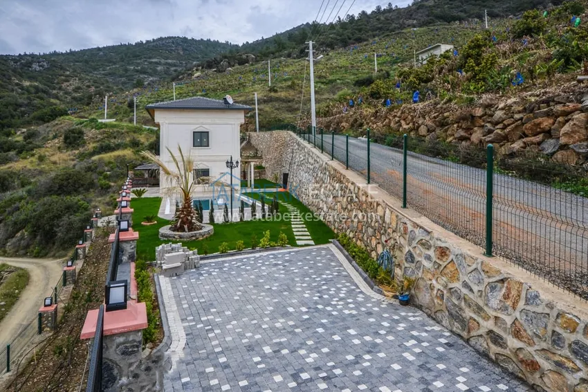 Современная частная двухэтажная вилла с новой мебелью и роскошным панорамным видом в Газипаше  8 