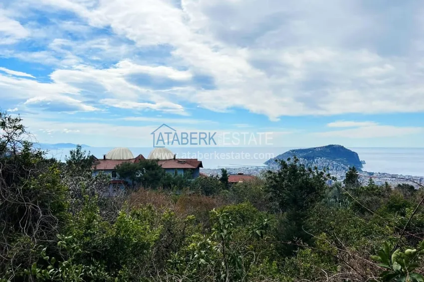 Приобрести Видовой садовый дуплекс 3+1 с мебелью в Алании, район Тепе в клубном комплексе таунхаусов 10 