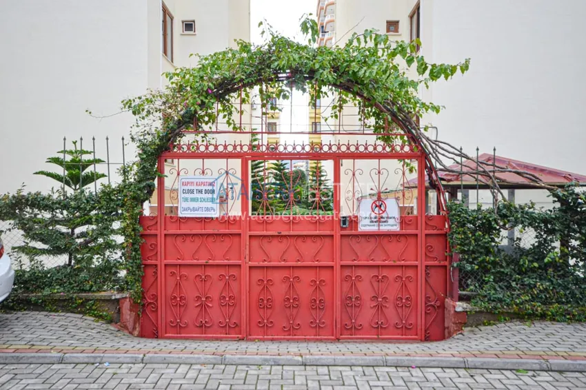 Квартира 1+1 меблированная в жилом комплексе с инфраструктурой, район Махмутлар – Алания  5 