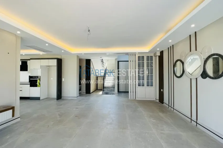 Приобрести Отдельно стоящая частная вилла рядом с морем в Кемере, район Чамьюва 2 