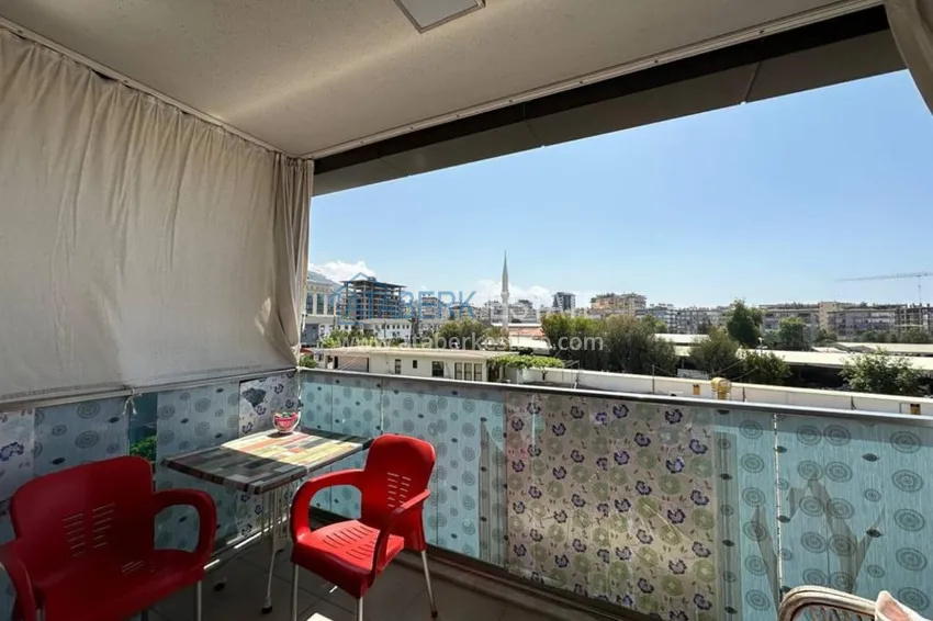 Приобрести Квартира-студия, меблированная с видом на замок, центр Алании - район пляжа Клеопатра 8 