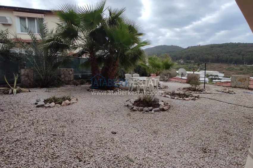 Двухэтажная меблированная вилла с панорамным видом в Алании район Каргыджак 9 