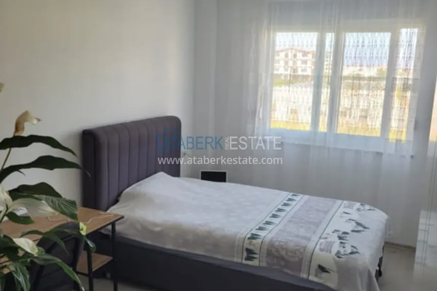 Приобрести Трехкомнатная квартира с мебелью и техникой напрямую от собственника в Газипаше, Пазарджи 9 