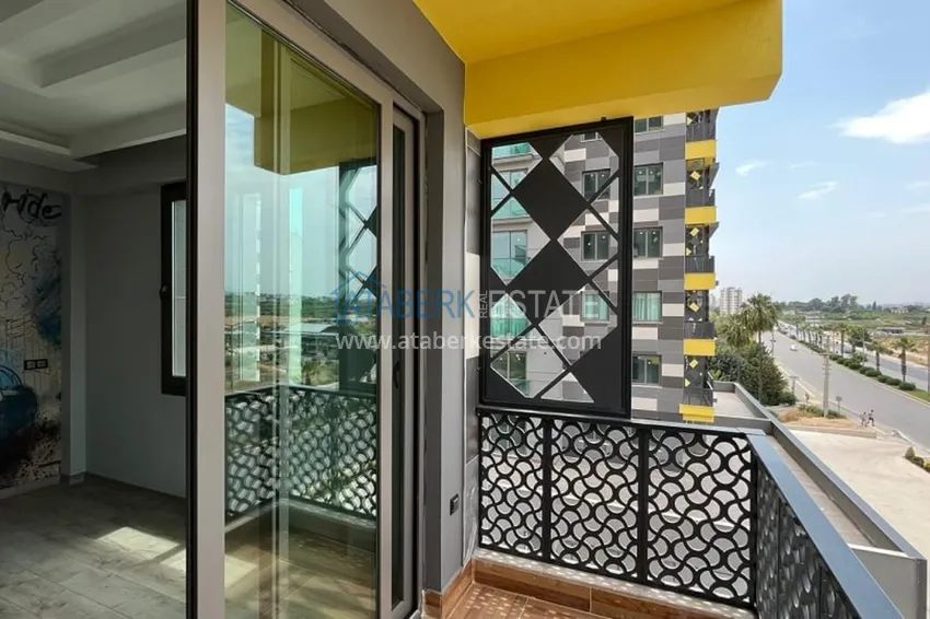 Приобрести Апартаменты 3+1 в жилом комплексе с инфраструктурой в районе Мезитли-Мерсин 22