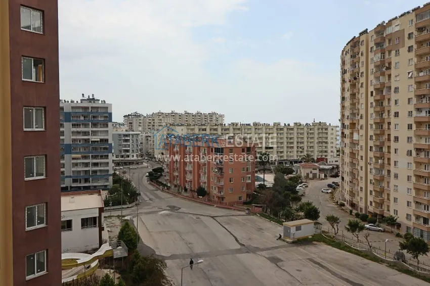 Квартира 2+1 с мебелью и техникой в районе Томюк-Мерсин 5 