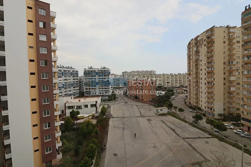 Квартира 2+1 с мебелью и техникой в районе Томюк-Мерсин 6 