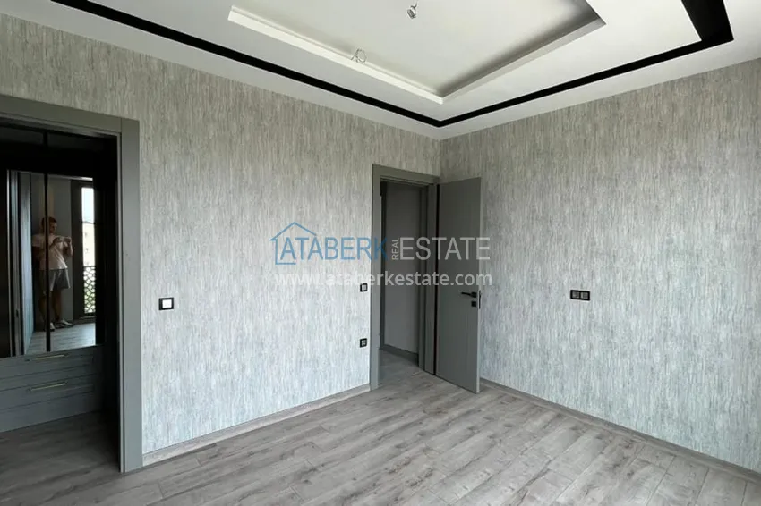 Приобрести Апартаменты 3+1 в жилом комплексе с инфраструктурой в районе Мезитли-Мерсин 6