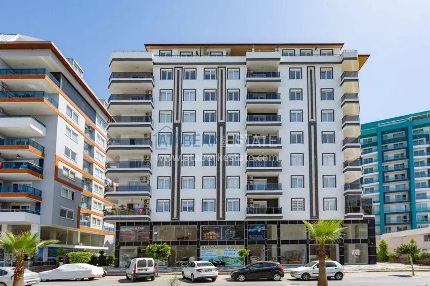 Видовой пентхаус с мебелью в комплексе на центральной улице района Махмутлар 1 