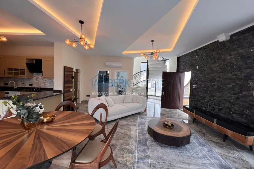 Приобрести Полностью меблированная вилла 3+1 по цене от застройщика в районе Каргыджак, Алания  1 