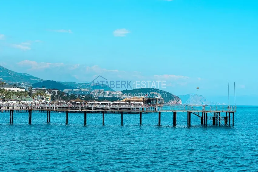 Просторная двухкомнатная квартира с мебелью и камином в районе Алании – Конаклы 10 