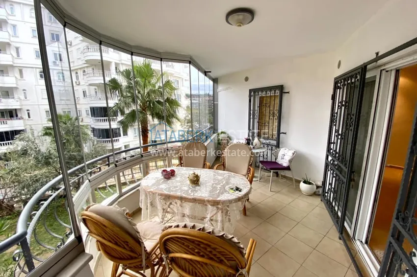 Приобрести Квартира 2+1 меблированная с застеклёнными балконами и видом на горы, район Тосмур – Алания 12 