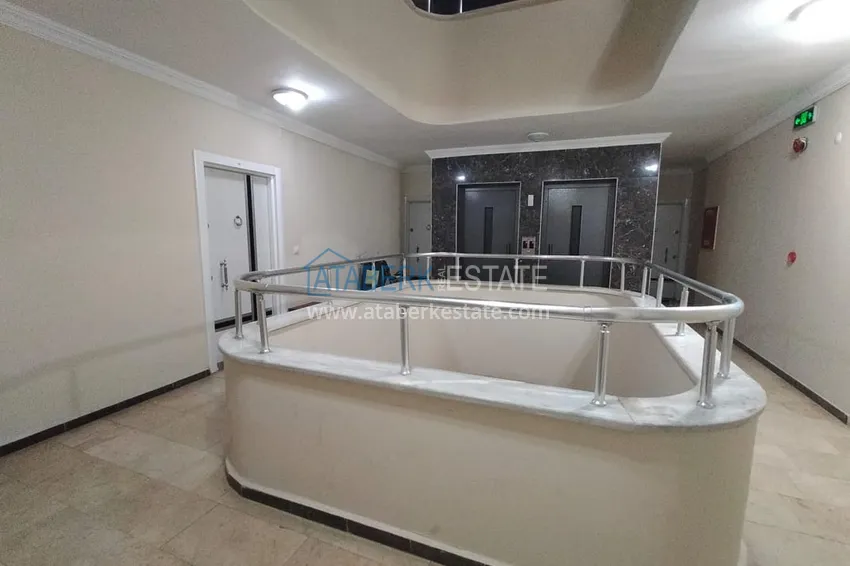 Двухкомная квартира в Махмутларе с мебелью в комплексе с бассейном 13 