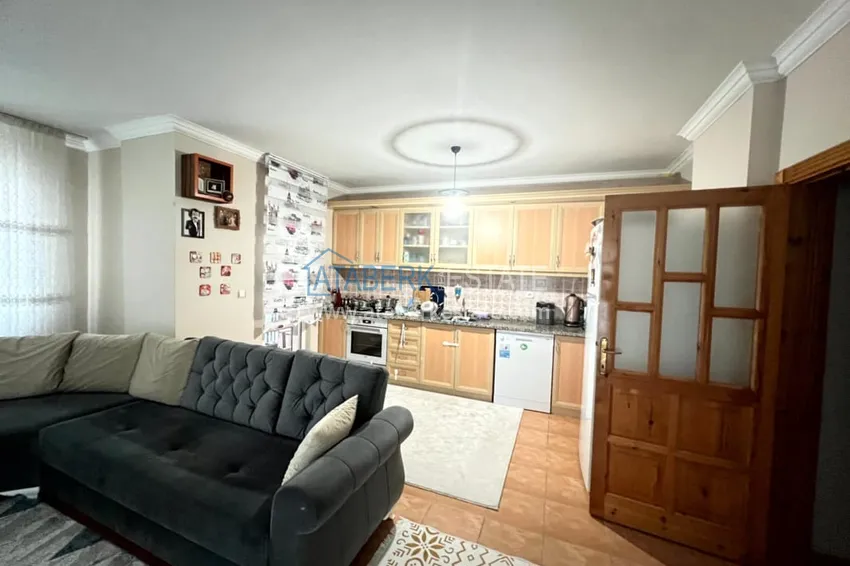 Приобрести Трехкомнатная квартира с мебелью, в 700 метрах от моря в центре района Авсаллар, Алания 4 