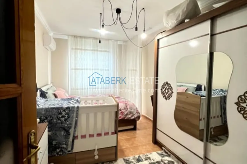 Приобрести Трехкомнатная квартира с мебелью, в 700 метрах от моря в центре района Авсаллар, Алания 5 