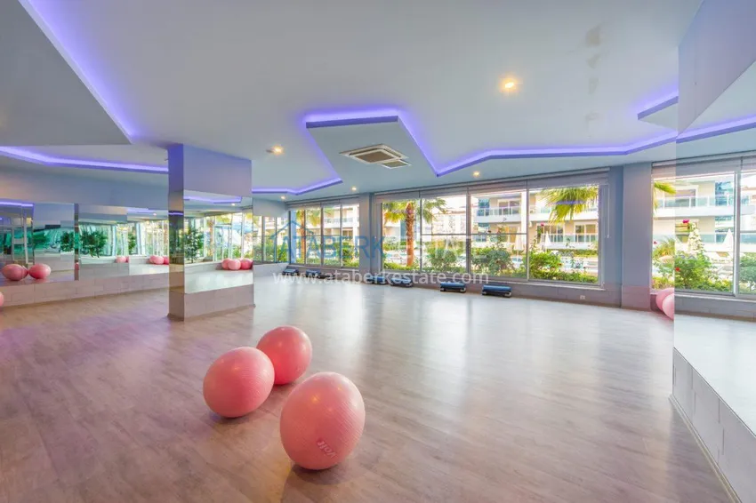 Дуплекс 4+1 с выходом в сад в Кестеле меблированный в элитной резиденции 19 