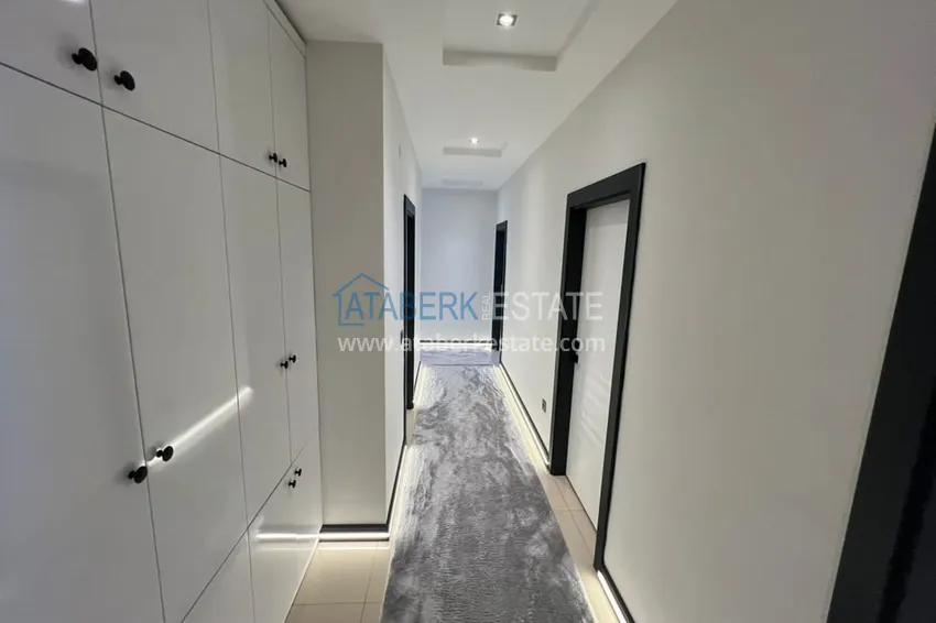 Приобрести Квартира 3+1 с отдельной кухней и застеклённым балконом, район верхняя Оба – микрорайон Чиплаклы  1 