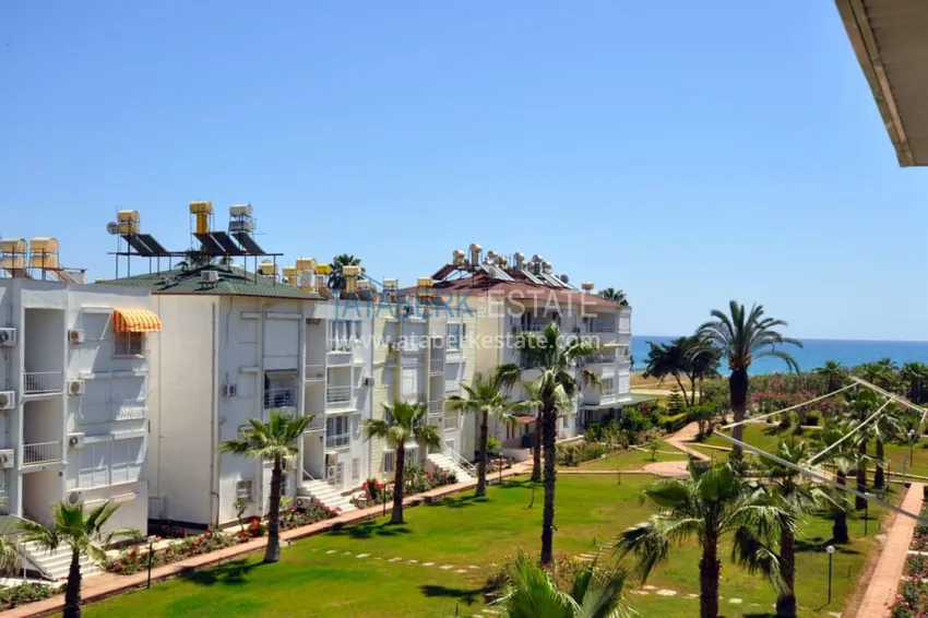 Просторная двухкомнатная квартира с мебелью и камином в районе Алании – Конаклы 1 