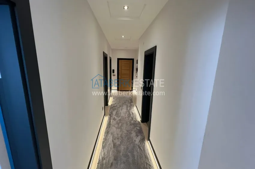 Приобрести Квартира 3+1 с отдельной кухней и застеклённым балконом, район верхняя Оба – микрорайон Чиплаклы  2 