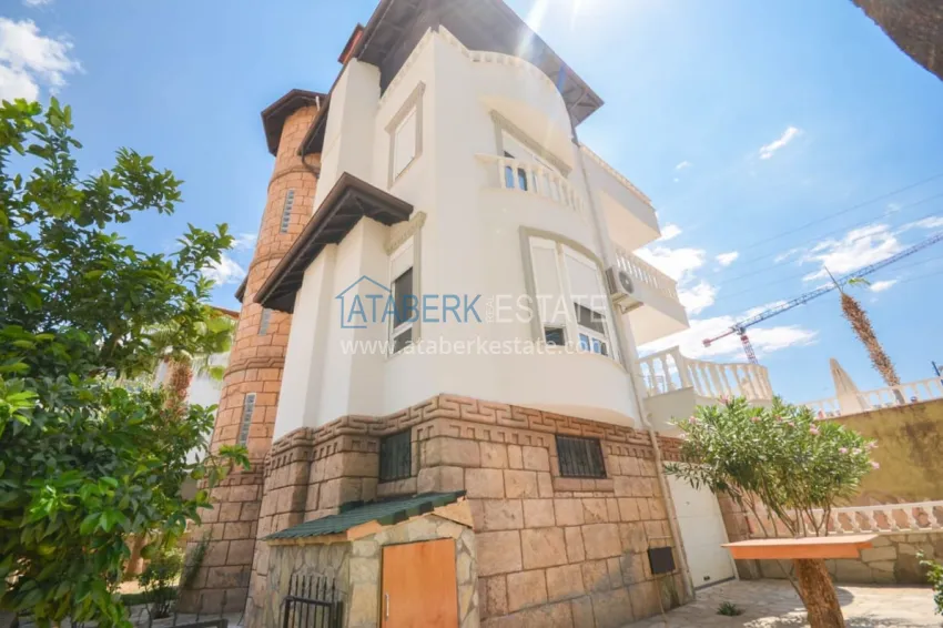 Вилла в Махмутларе с мебелью, видом на море и горы – гражданство 2