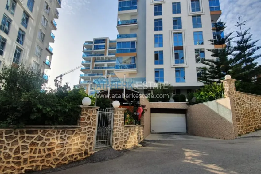 Квартира 1+1 с мебелью рядом с морем в районе открытом для ВНЖ, Тосмур  4 