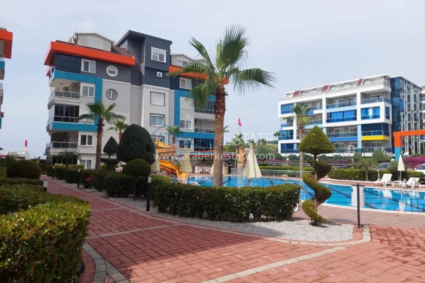 Двухкомнатная квартира на аренду в 200 метрах от моря в комплексе ультра-люкс - Кестель  3 