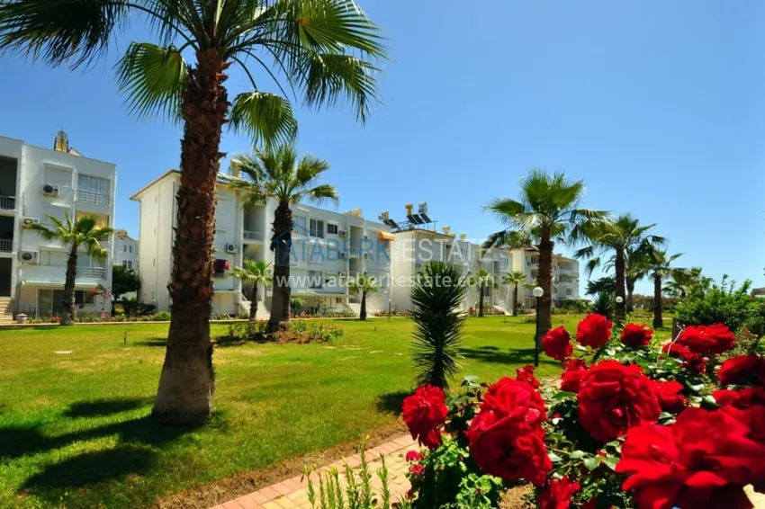 Просторная двухкомнатная квартира с мебелью и камином в районе Алании – Конаклы 4 