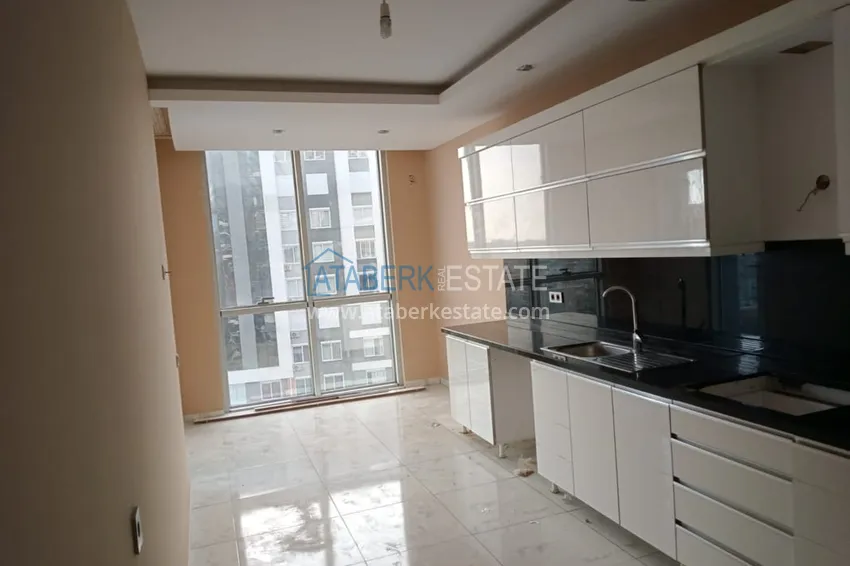 Приобрести Квартира 3+1 с отдельной кухней в новом комплексе, район Махмутлар – Алания 5 