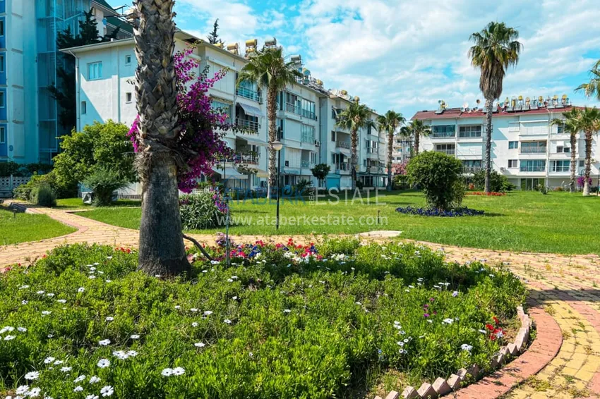 Просторная двухкомнатная квартира с мебелью и камином в районе Алании – Конаклы 5 