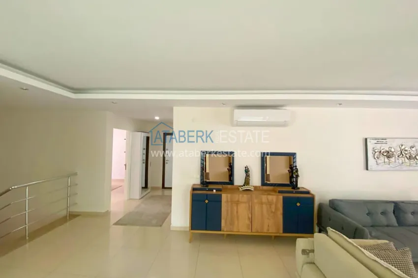 Приобрести Дуплекс 4+1 с выходом в сад в Кестеле меблированный в элитной резиденции 7 