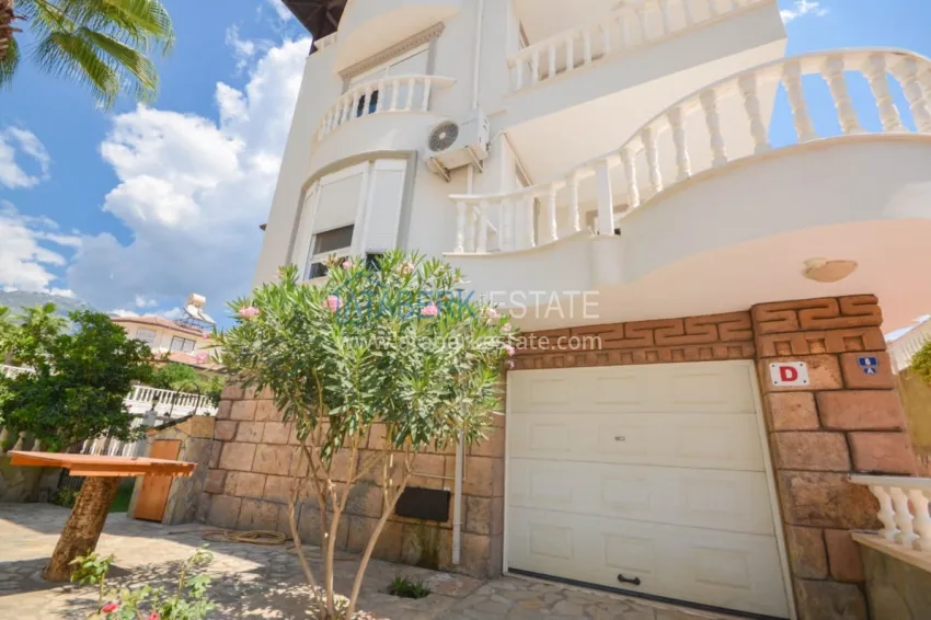 Вилла в Махмутларе с мебелью, видом на море и горы – гражданство 6