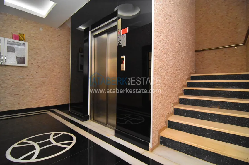 Видовой пентхаус с мебелью в комплексе на центральной улице района Махмутлар 10 