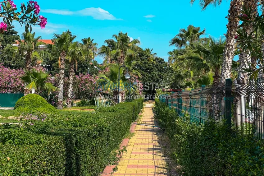 Просторная двухкомнатная квартира с мебелью и камином в районе Алании – Конаклы 8 