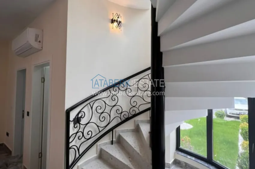 Приобрести Полностью меблированная вилла 3+1 по цене от застройщика в районе Каргыджак, Алания  13 