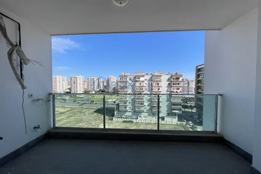 Приобрести Городская квартира 2+1 в молодом жилом комплексе в центре района Мезитли-Мерсин 21 