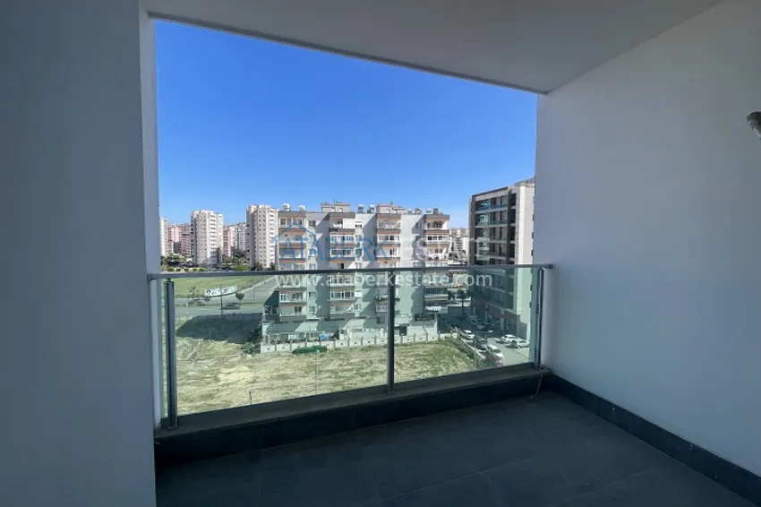 Приобрести Городская квартира 2+1 в молодом жилом комплексе в центре района Мезитли-Мерсин 23 