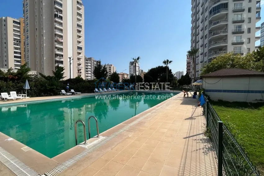 Просторная квартира 3+1 с отдельной кухней в районе Акдениз-Мерсин 9 