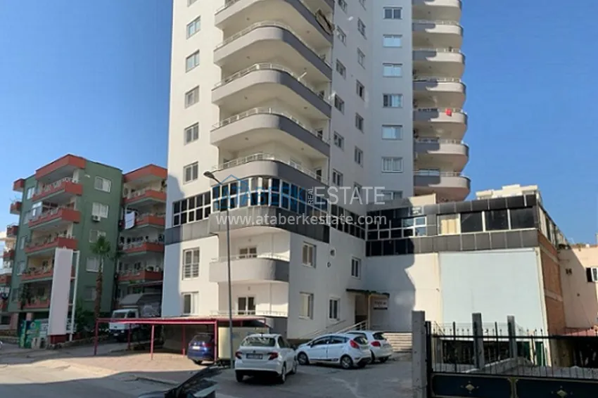 Дуплекс 5+1 с чистовой отделкой в 50 метрах от моря район Акдениз-Мерсин 1 