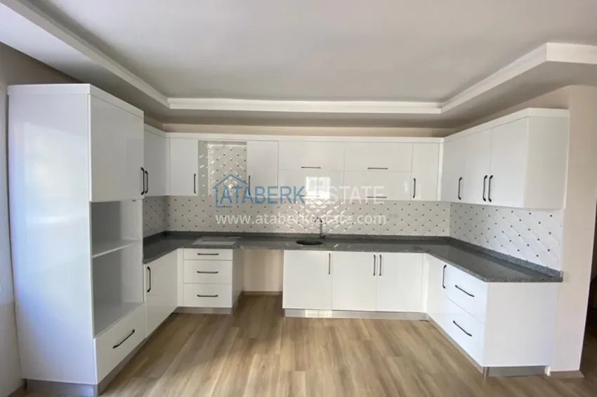 Приобрести Дуплекс 5+1 с чистовой отделкой в 50 метрах от моря район Акдениз-Мерсин 7 