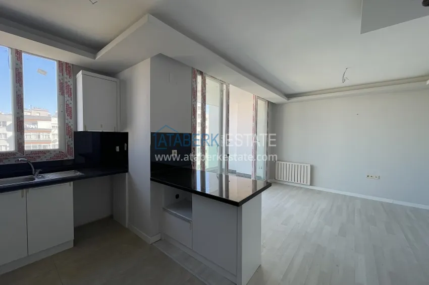 Приобрести Городская квартира 2+1 в молодом жилом комплексе в центре района Мезитли-Мерсин 5 