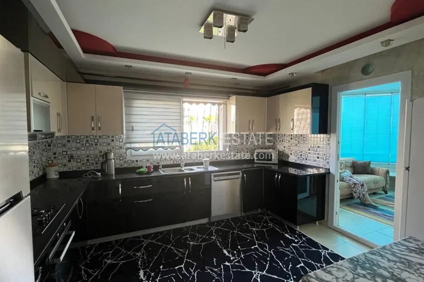 Приобрести Просторная квартира 3+1 с отдельной кухней в районе Акдениз-Мерсин 13 