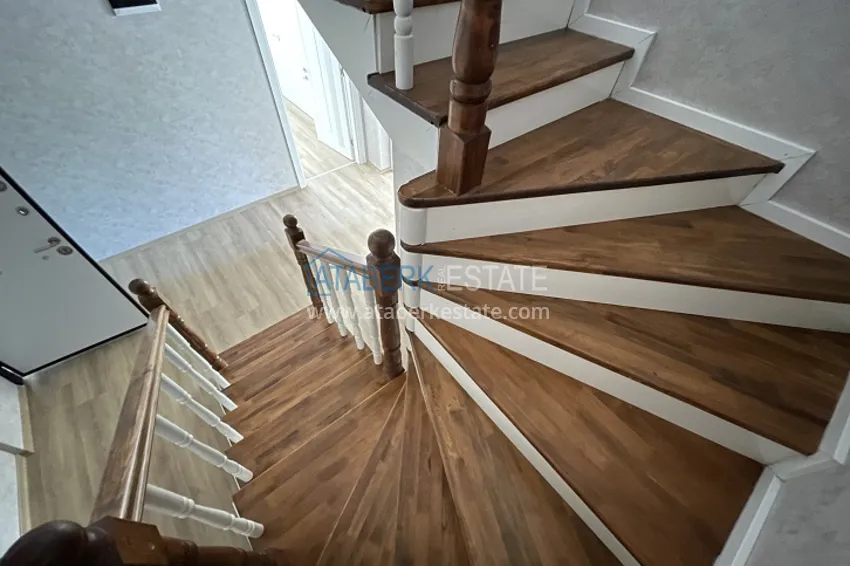 Приобрести Дуплекс 5+1 с чистовой отделкой в 50 метрах от моря район Акдениз-Мерсин 25 