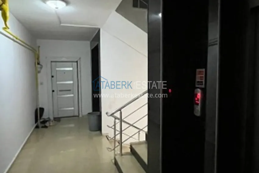 Просторная квартира 3+1 с отдельной кухней в районе Акдениз-Мерсин 10 