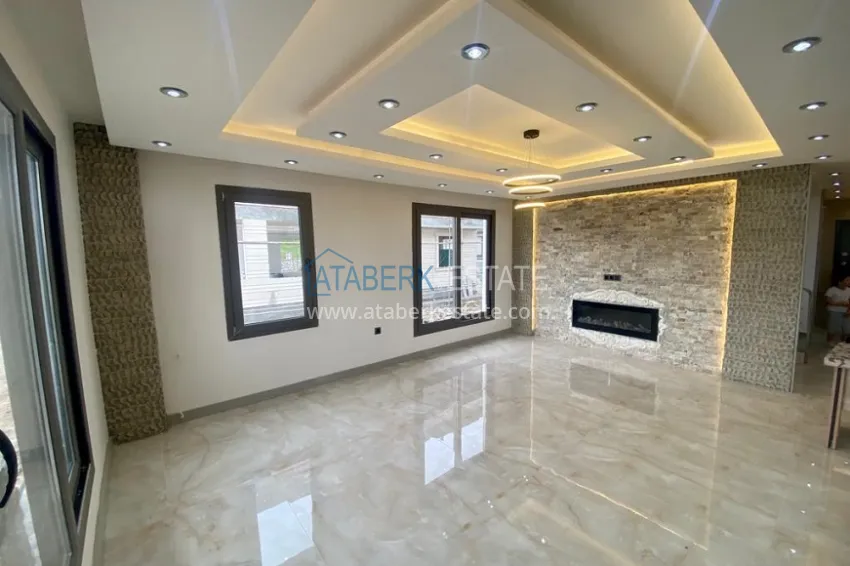 Приобрести Вилла 5+2 на заключительном этапе строительства с видом на море в районе Торослар города Мерсин 1 