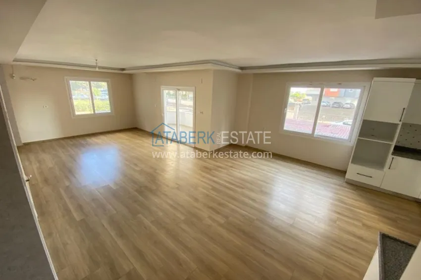 Приобрести Дуплекс 5+1 с чистовой отделкой в 50 метрах от моря район Акдениз-Мерсин 3 