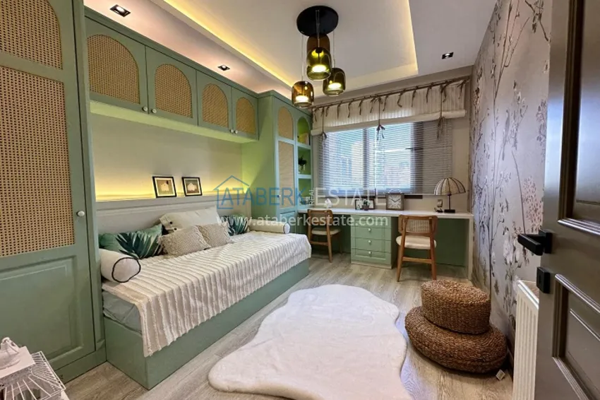 Приобрести Квартира 5+1 в жилом комплексе на стадии строительства Мезитли-Мерсин 6 