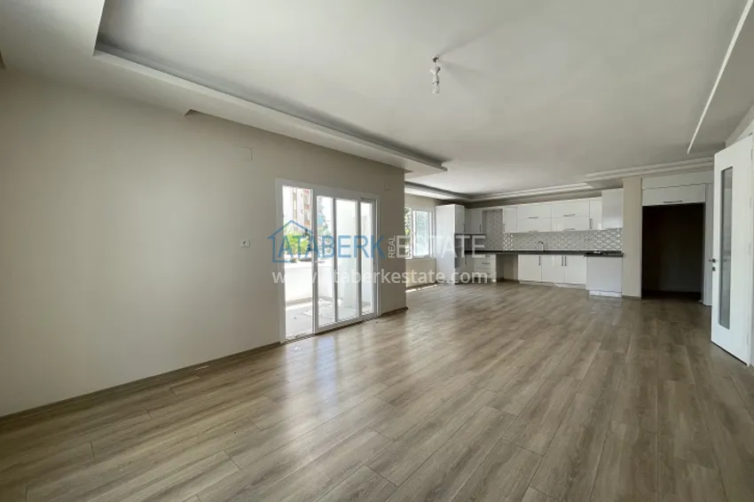 Приобрести Дуплекс 5+1 с чистовой отделкой в 50 метрах от моря район Акдениз-Мерсин 6 