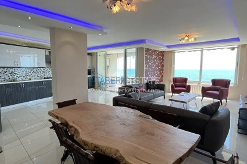 Квартира 3+1 меблированная с открытым видом на море в районе Акдениз-Мерсин 1 