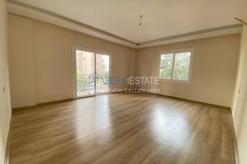 Приобрести Дуплекс 5+1 с чистовой отделкой в 50 метрах от моря район Акдениз-Мерсин 19 